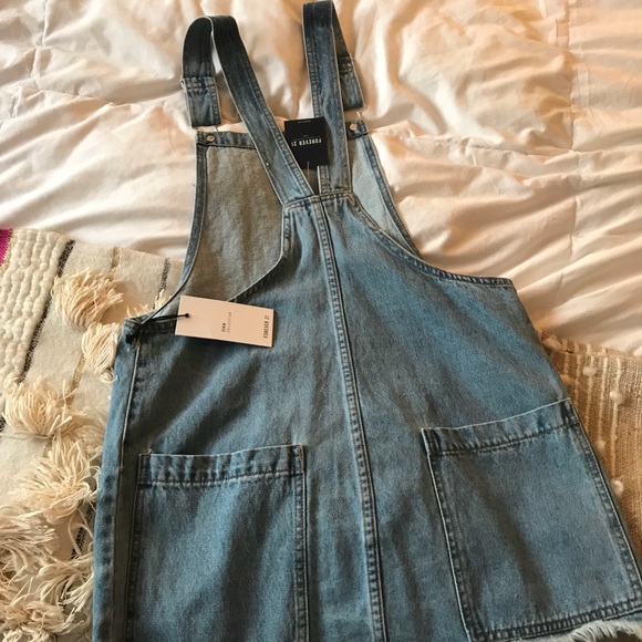 NWT F21 FLORAL OVERALL SKIRT - Picture 5 of 6